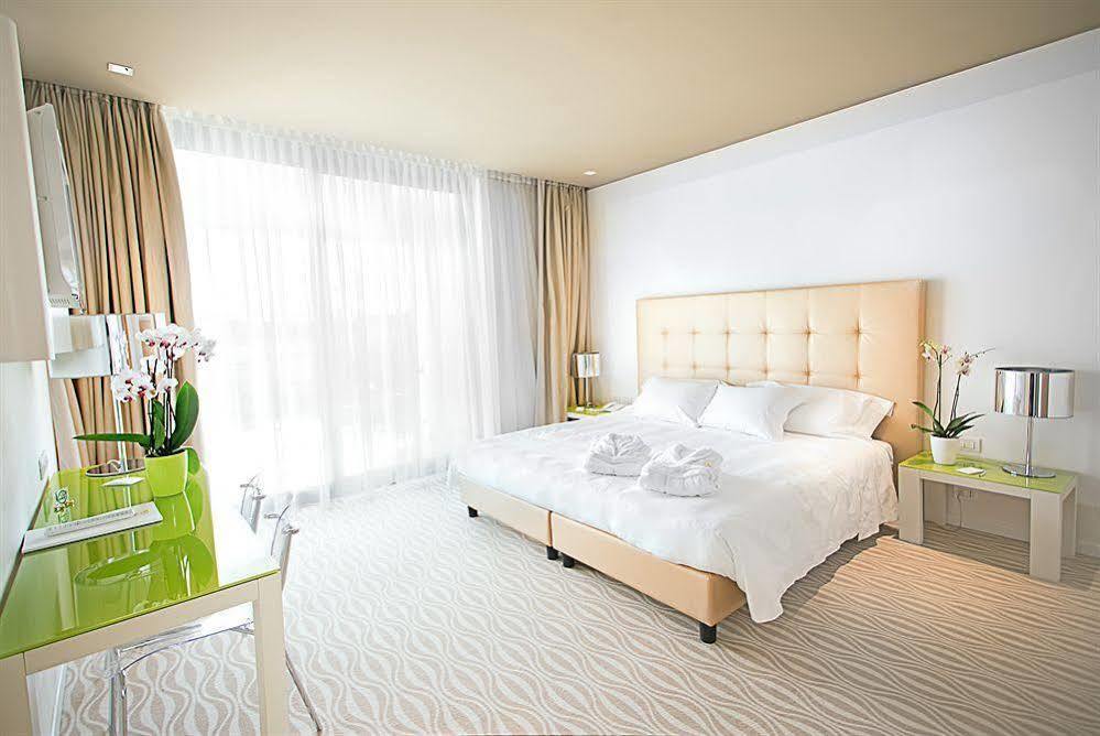 One Hotel & Restaurant Dalmine Exterior foto